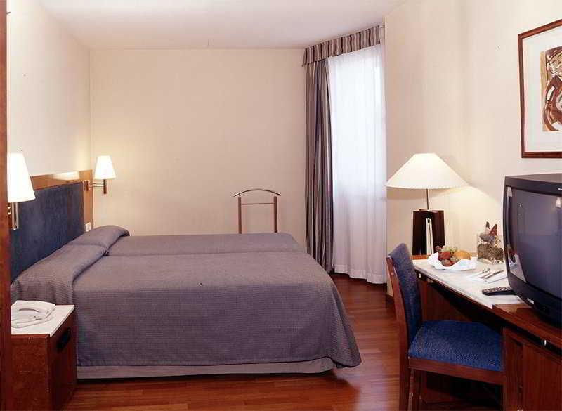 Hotel Pedralbes Barcelona Exterior foto